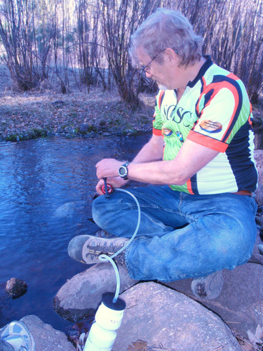 Dennis Struck on the MSR Sweet Water Filter (GDMBR, Black Canyon, Gila NF).